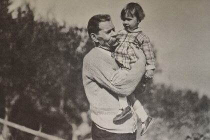 Massimo Gorkij fotografato a Sorrento negli anni Venti